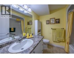 93 ELMHURST Avenue UnitNo. 8 - 25