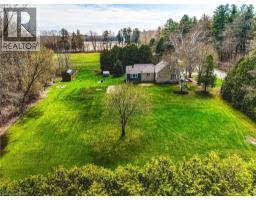 302 FISHERS GLEN Road - 33