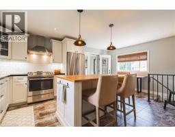 302 FISHERS GLEN Road - 5