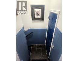 34 CHRISTOPHER Drive - 15