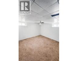 34 CHRISTOPHER Drive - 20