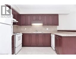 40 MADELEINE Street - 3