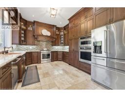 855 AVENUE Road - 22