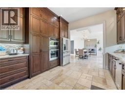 855 AVENUE Road - 24