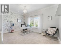 855 AVENUE Road - 36