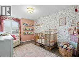 71 ESTHER Avenue - 18