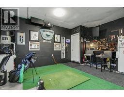 71 ESTHER Avenue - 31