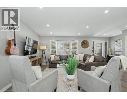 71 ESTHER Avenue - 9