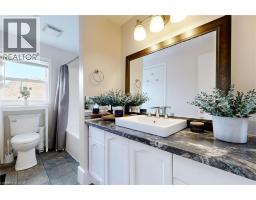 658 MORTIMER Drive - 21