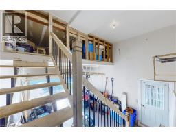 658 MORTIMER Drive - 37