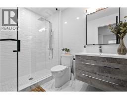 1207 QUEEN Street N - 18