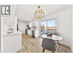 97 MOFFAT Drive - 10