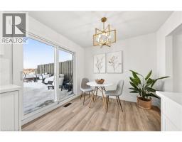 97 MOFFAT Drive - 11