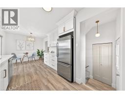 97 MOFFAT Drive - 18