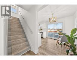 97 MOFFAT Drive - 19