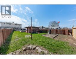 97 MOFFAT Drive - 41