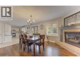 96 KING Street E - 14