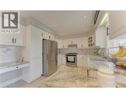 96 KING Street E - 17