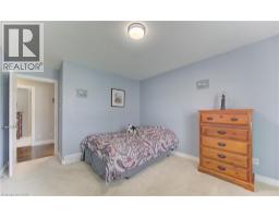 96 KING Street E - 25