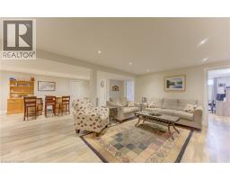 96 KING Street E - 29