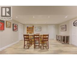 96 KING Street E - 32