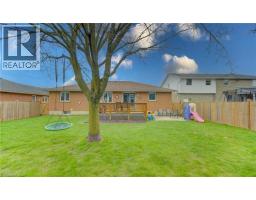 96 KING Street E - 40