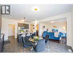 22 OAKTREE Drive - 12