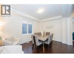 22 OAKTREE Drive - 7