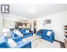 22 OAKTREE Drive - 9