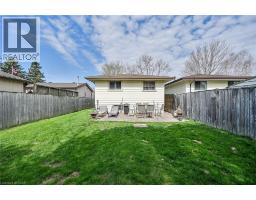 16 MACCOLL Place - 23