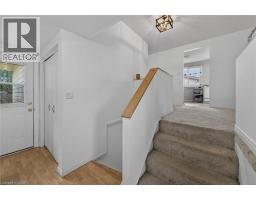 16 MACCOLL Place - 4