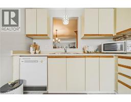 26 POPLAR Drive UnitNo. 25 - 7