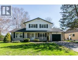 70 INWOOD Crescent - 2