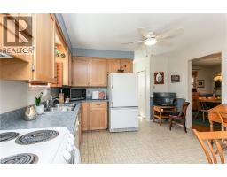 70 INWOOD Crescent - 20