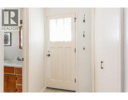 70 INWOOD Crescent - 24