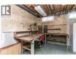 70 INWOOD Crescent - 40