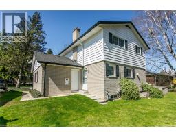 70 INWOOD Crescent - 44
