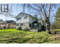 70 INWOOD Crescent - 45