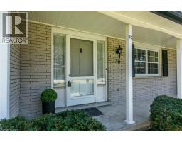 70 INWOOD Crescent - 5