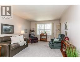 70 INWOOD Crescent - 9