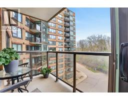 237 KING Street W UnitNo. 604 - 18