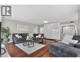 237 KING Street W UnitNo. 604 - 21