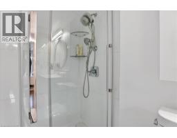 237 KING Street W UnitNo. 604 - 32