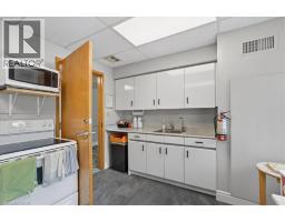 237 KING Street W UnitNo. 604 - 40