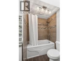 14 WYCLIFFE Place - 21