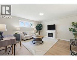 99 OAKHURST Crescent - 20