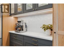 218 PROSPERITY Drive - 12