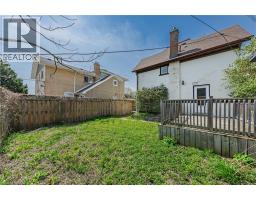 11 HEINS Avenue - 39