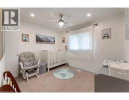 32 DONLY Drive N - 20