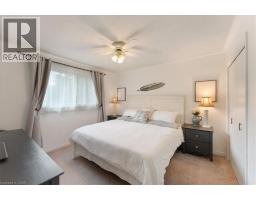 32 DONLY Drive N - 23